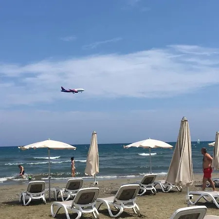 Beach 1a Apartment Larnaca